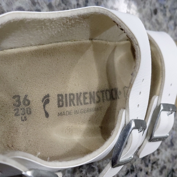 "Birkenstock" Womens Sz. 36/6, Milano White Sandal with Silver Hardware.... - Picture 6 of 9